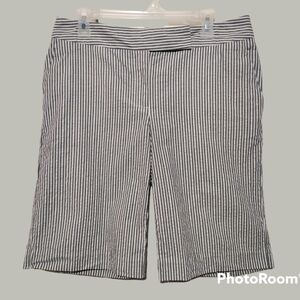 Evan Picone railroad stripes bermuda shorts grey & white size 12 with pockets
